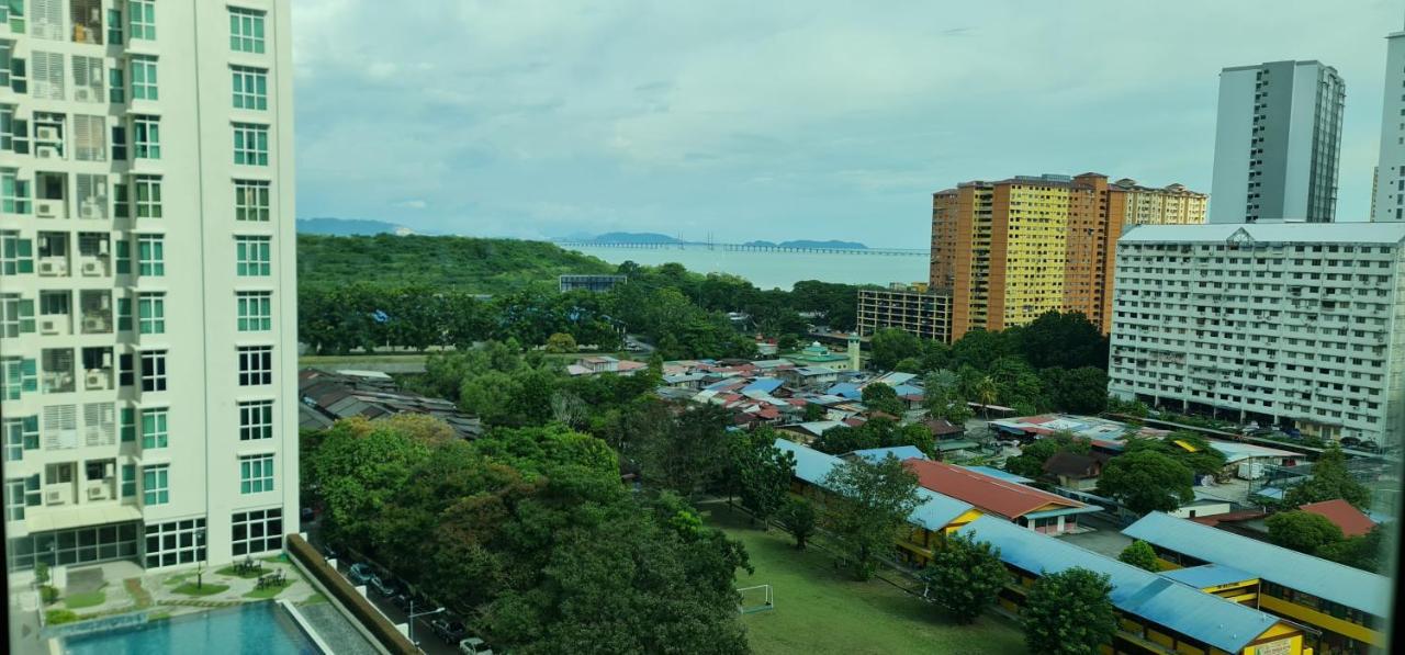 Straits Garden Suites By Yen'S Sojourn George Town Exterior photo